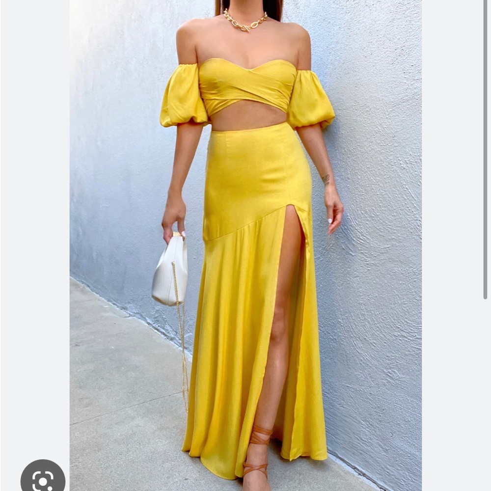 RUNAWAY THE LABEL two piece skirt set size SMALL NWT